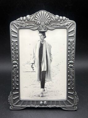 1990 Semo Vintage Victorian Style Silver Tone Metal Picture Frame Kickback Stand